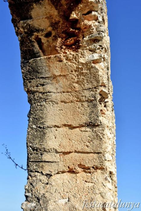 Sant Jaume dels Domenys - Aqüeducte romà dels Arcs