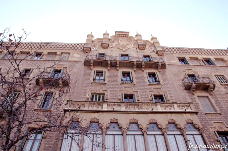 Casa Torrents o ca la Buresa de Manresa ***