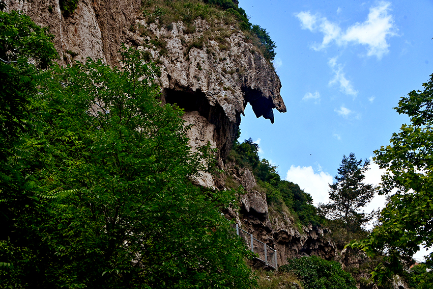 Cinglera del Capelló de Capellades ***