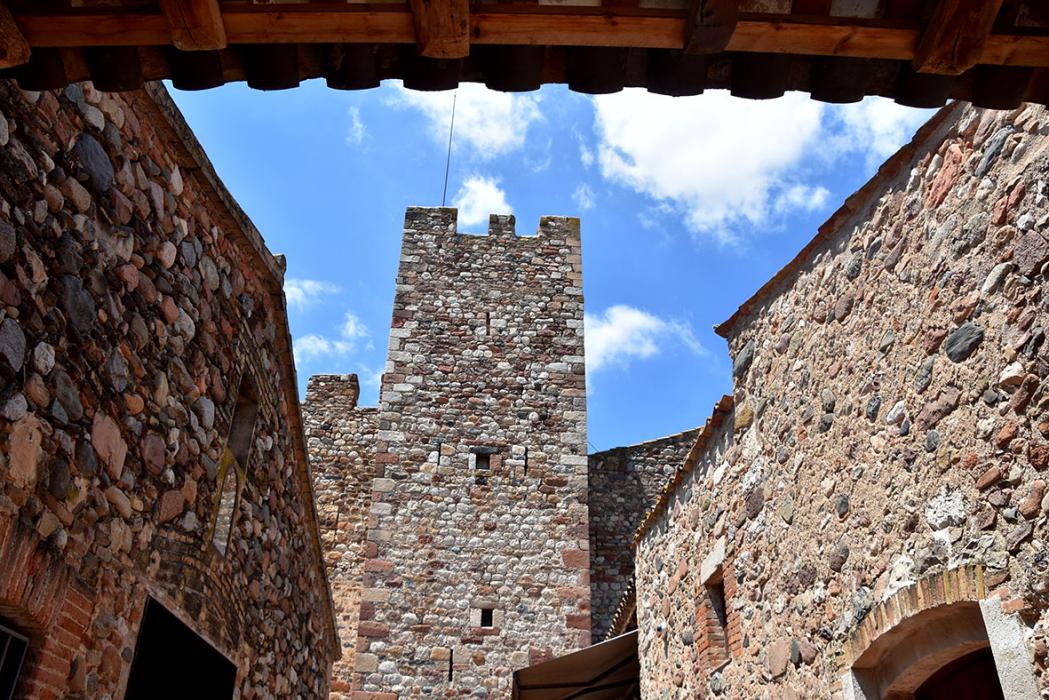 Casa fortificada de Rosanes a la Garriga