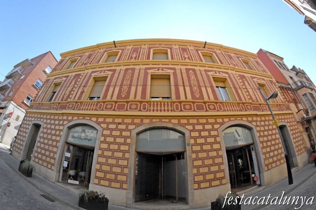 La Garriga - Carrer dels Banys - Casa Blanca Mitjà