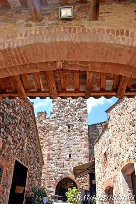 La Garriga - Casa fortificada de Rosanes