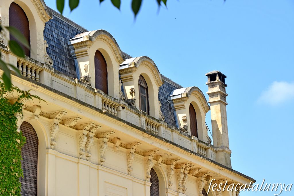 La Garriga - Carrer del Figueral - Casa Ramon o Casa Carles Vives