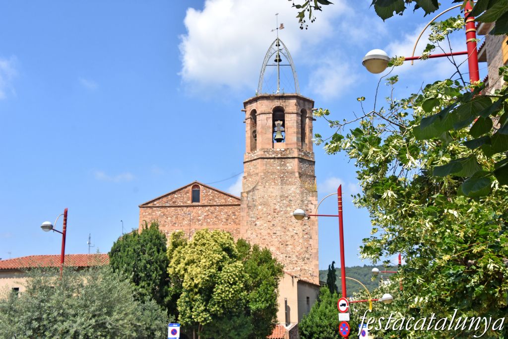 La Garriga - Plaça de l'Església i entorn - Església parroquial de Sant Esteve 