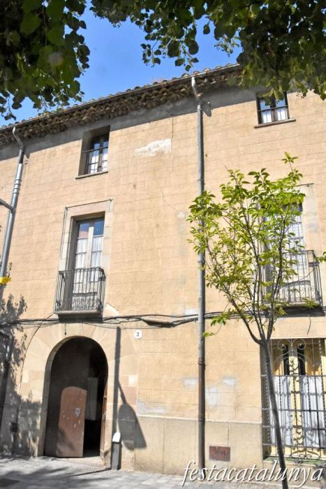 La Garriga - Plaça de l'Església i entorn - Can Serratacó