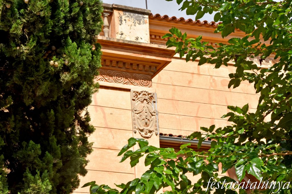 La Garriga - I més a la Ronda del Carril - Casa La Caritat o Villa Blanca