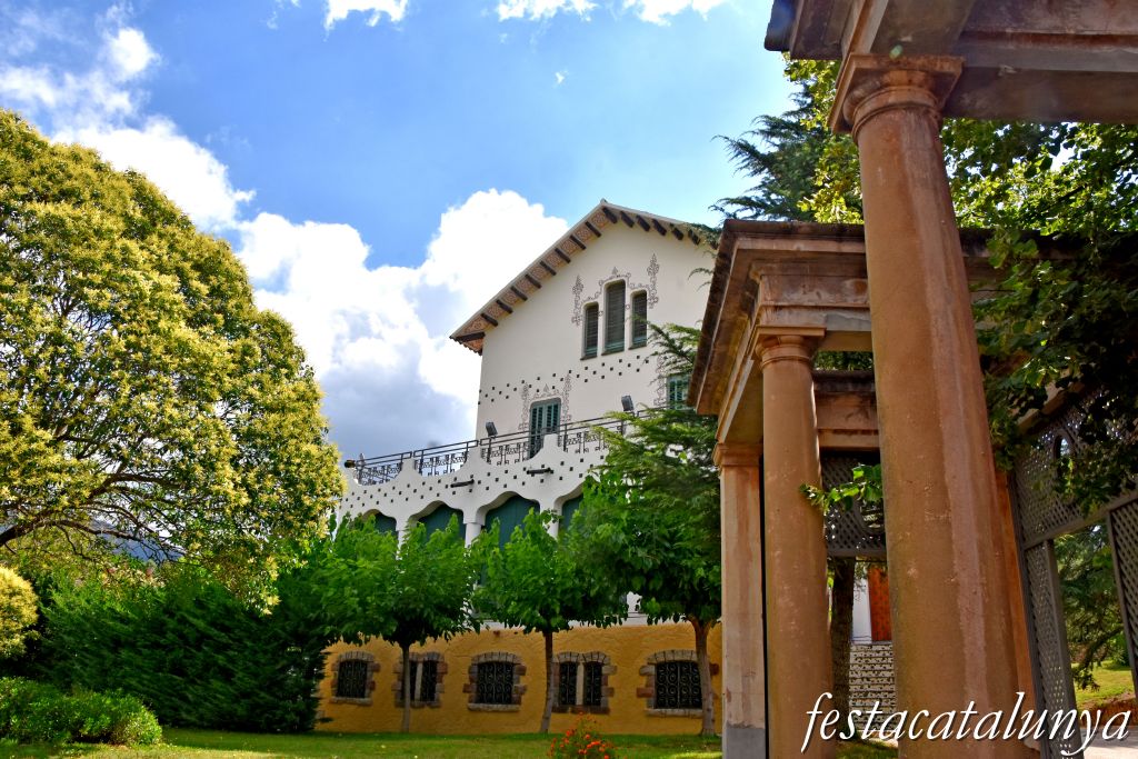 La Garriga - Casa Domingo Pujadas o Torres Santo Domingo 