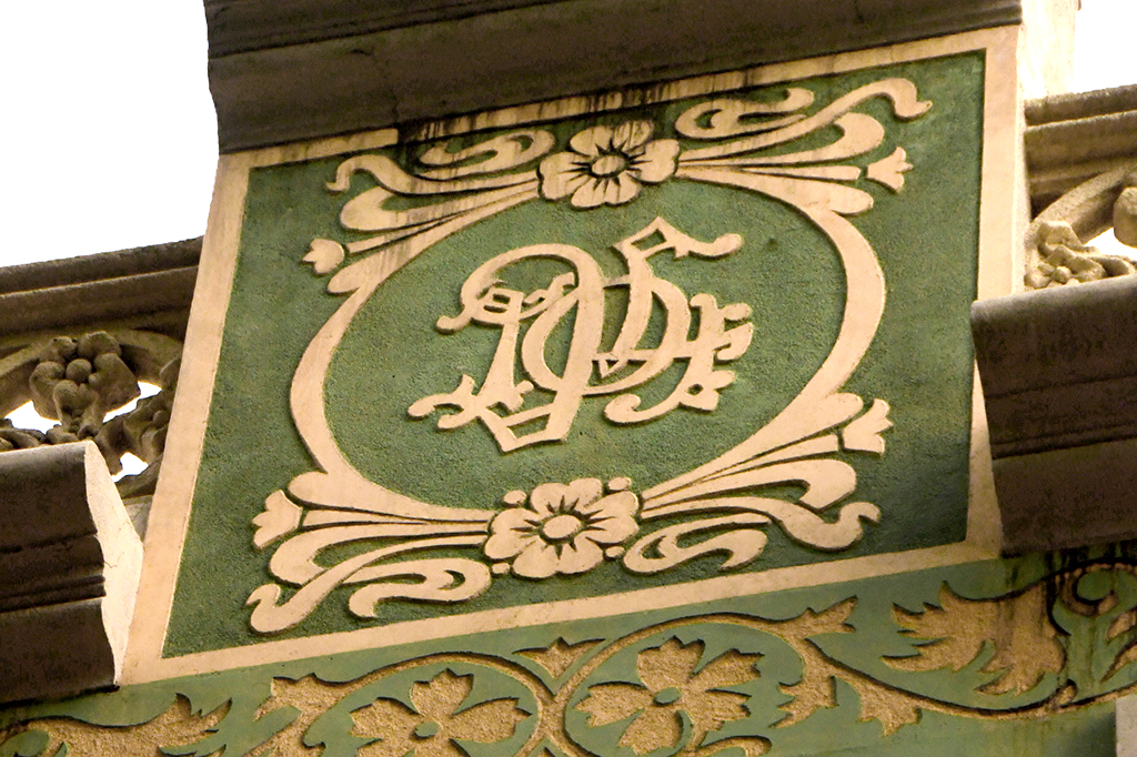 Cal Basté o casa Llorenç Farré d'Igualada