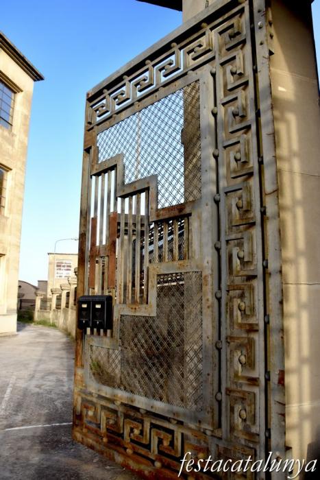 Capellades - Fàbrica Guasch