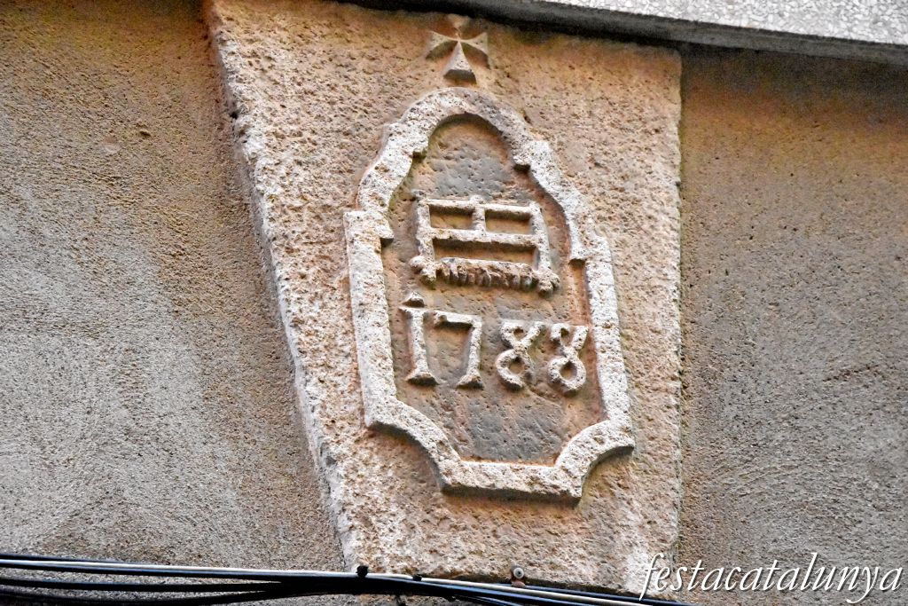 Capellades - Dovella Casa Serra