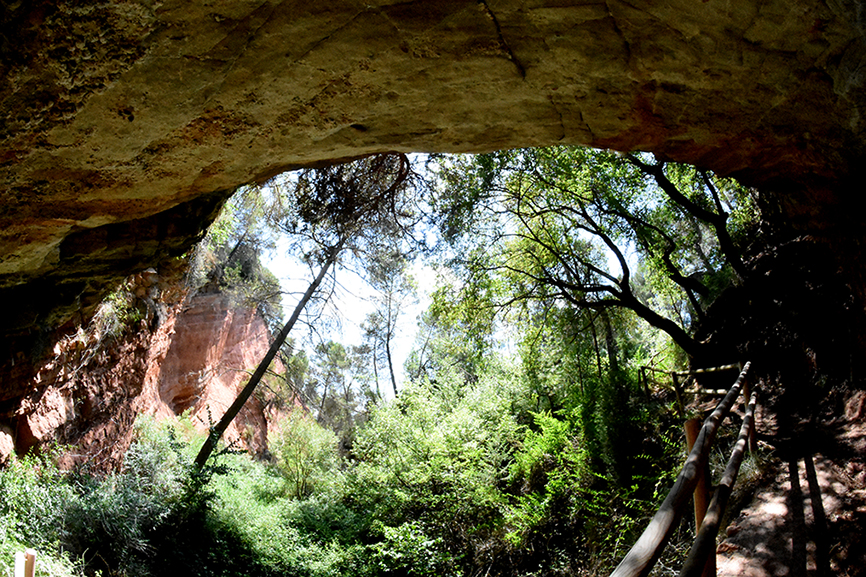 Balma del Balç de Fontanilles a Santa Maria de Miralles ***