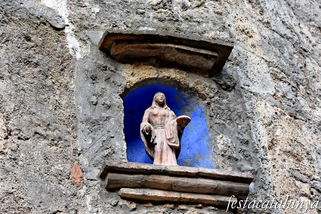 Capellades - Veïnat de la Font de la Reina - Capelleta Santa Llúcia
