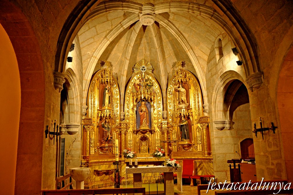 Caseres - Església parroquial de Santa Magdalena