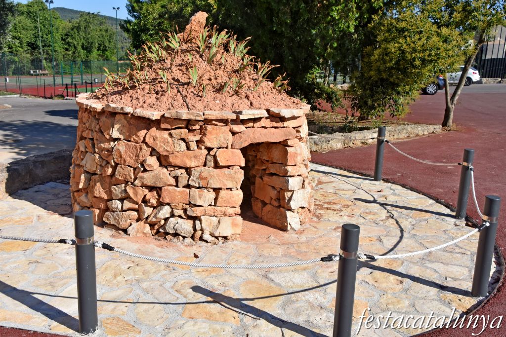 La Torre de Claramunt - Barraques de pedra seca - Barraca a Torresport