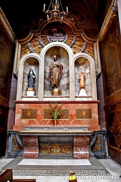 Igualada - Temple renaixentista de Santa Maria - Capelles laterals 