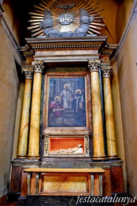 Igualada - Temple renaixentista de Santa Maria - Capelles laterals 