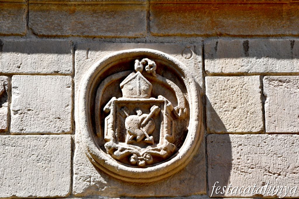 Igualada - Claustre renaixentista de l'antic convent dels Agustins