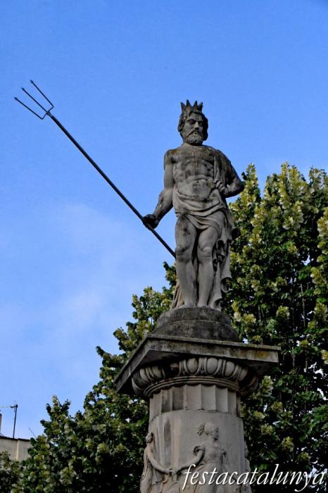 Igualada - Escultures urbanes - Font del rei Neptú