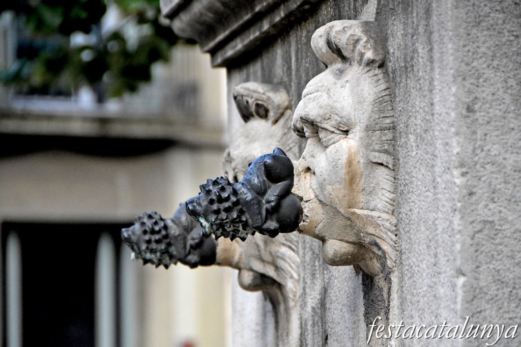 Igualada - Escultures urbanes - Font del rei Neptú