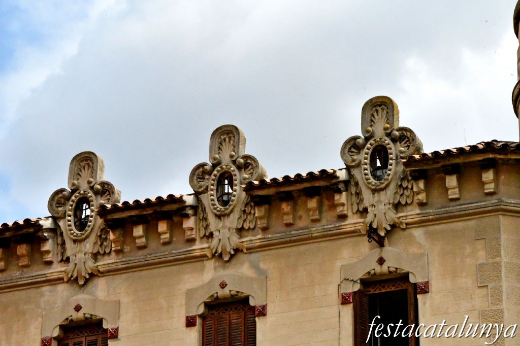 Igualada - Casa Bonaventura Marià o cal Franquesa o ca la Mamita 