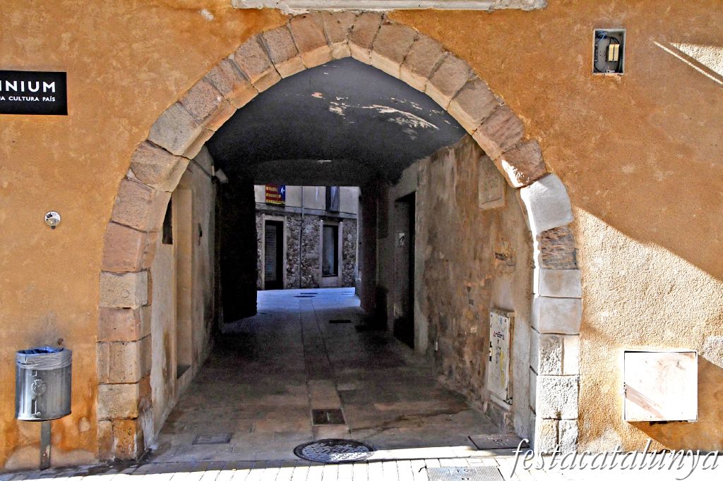 Igualada - Portal de Sant Miquel