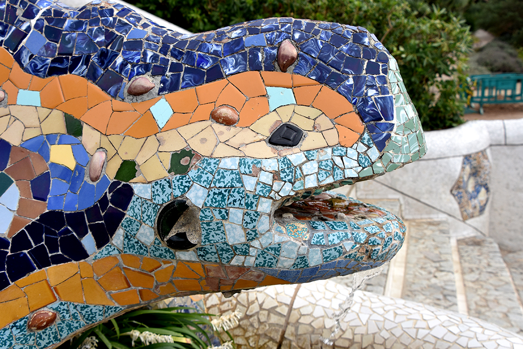 L'escalinata del drac del Park Güell ***