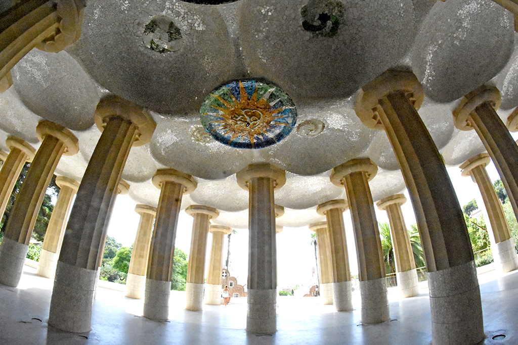 Sala hipòstila del Park Güell ***