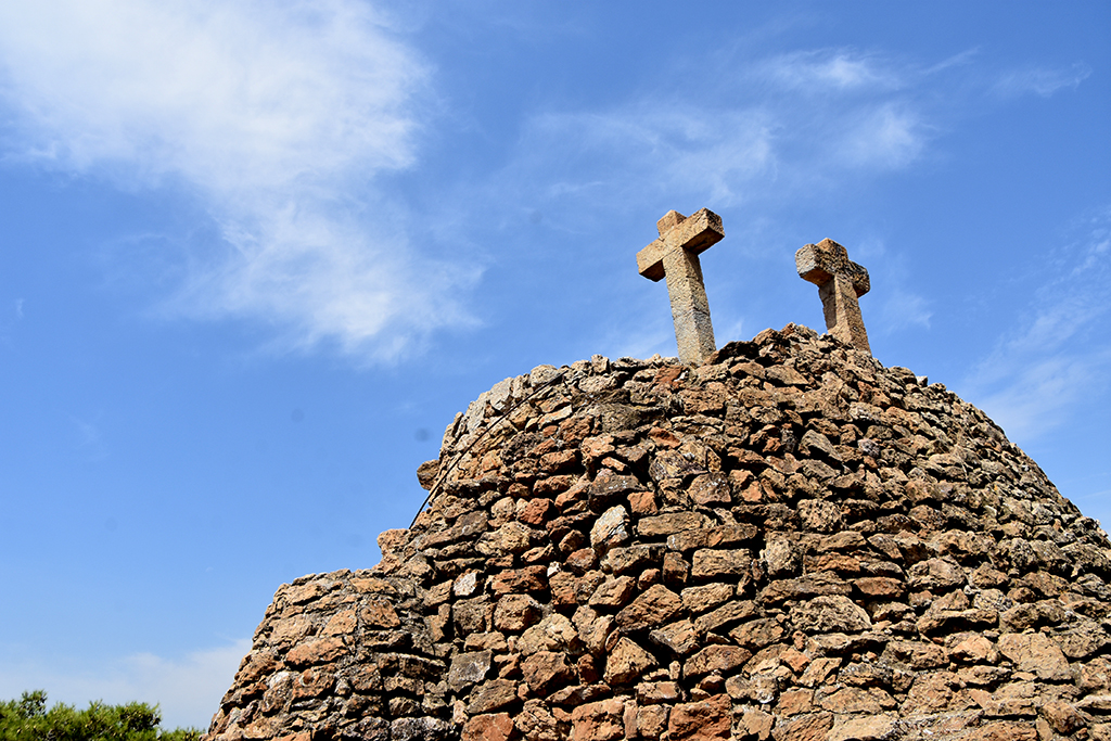 Turó de les Tres Creus o Calvari del Park Güell