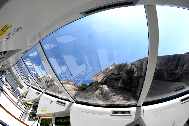 Funiculars de Montserrat: Sant Joan i Santa Cova***