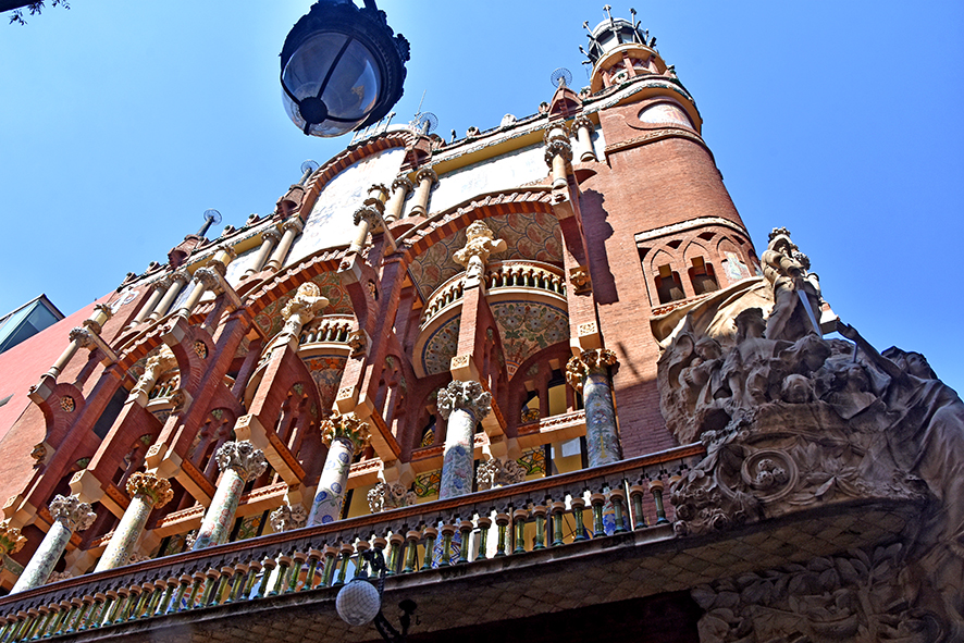 Façana exterior del Palau de la Música Catalana de Barcelona ***
