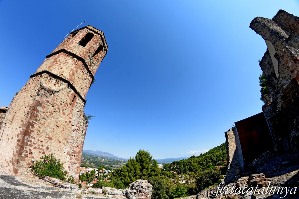 Gelida - Església de Sant Pere del castell de Gelida