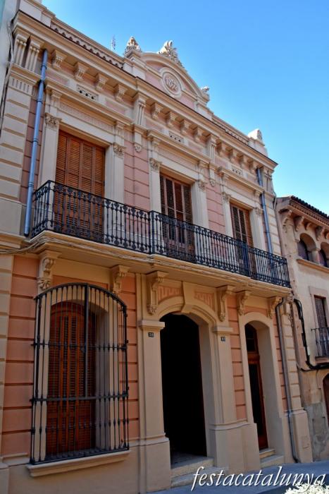 Gelida - Nucli antic (Casa Comelles o Casa Campanyà)