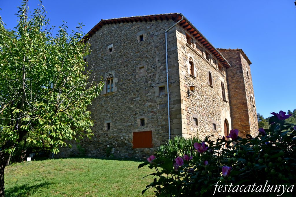 Santa Eulàlia de Riuprimer - Castell i capella de Torroella