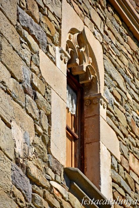 Santa Eulàlia de Riuprimer - Castell i capella de Torroella