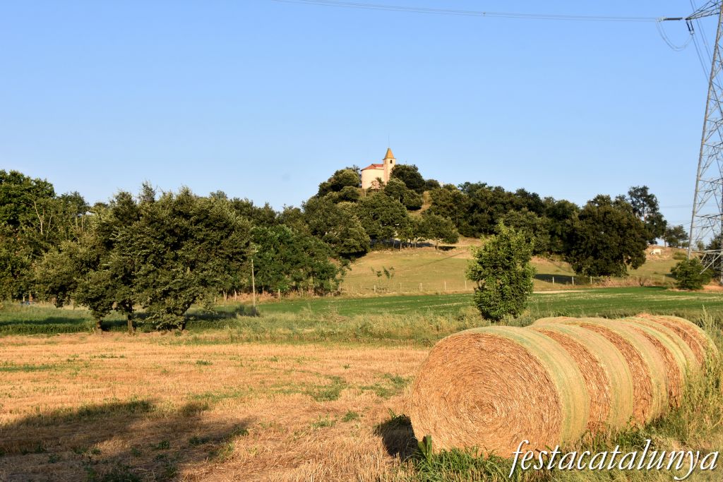 Folgueroles - Ermita de Sant Jordi de Puigseslloses 