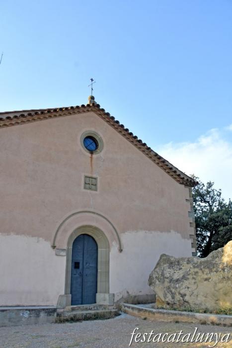 Folgueroles - Ermita de Sant Jordi de Puigseslloses 