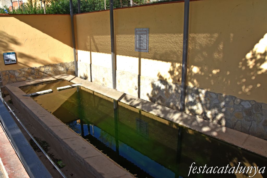 Vilanova del Camí - Safareig del Comú