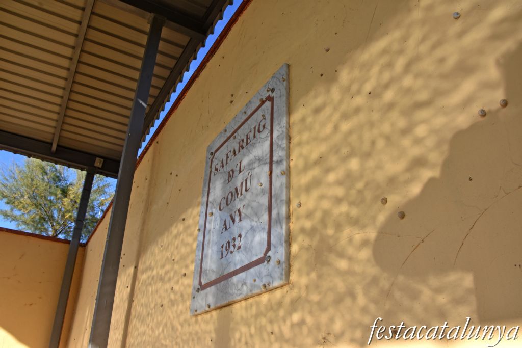 Vilanova del Camí - Safareig del Comú