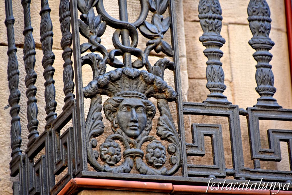 Balaguer - Barri Jueu - Casa Tarragona o Palauet de la Muralla o Casa Rubies 