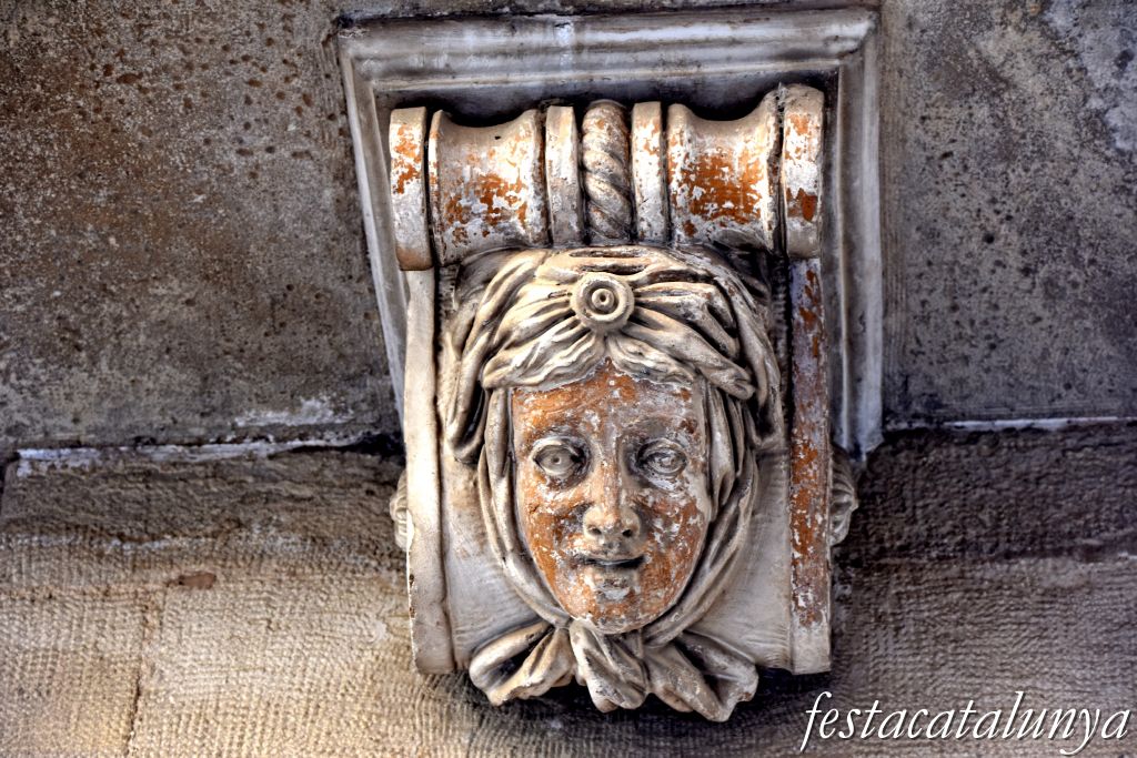 Balaguer - Barri Jueu - Casa Tarragona o Palauet de la Muralla o Casa Rubies