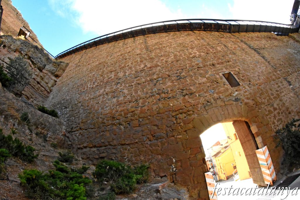 Balaguer - Portal del Gel o de Montsó 