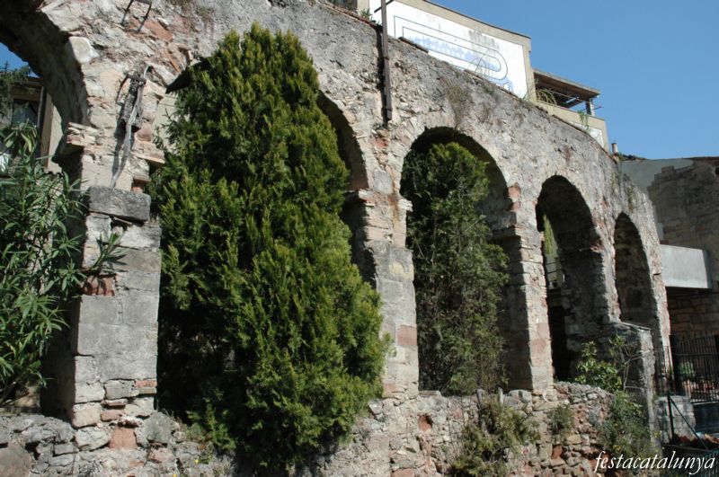 Aqüeducte de cal Pla de Monistrol de Montserrat