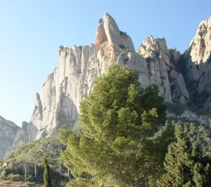 Vista de la muntanya de Montserrat des de Monistrol de Montserrat ***