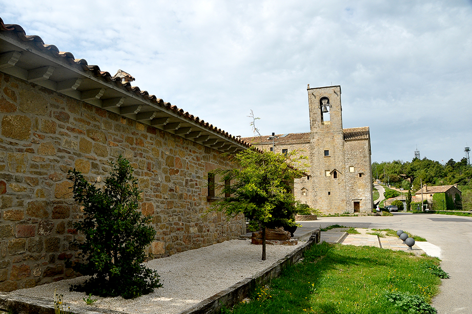 Pinós - Santuari de Santa Maria de Pinós