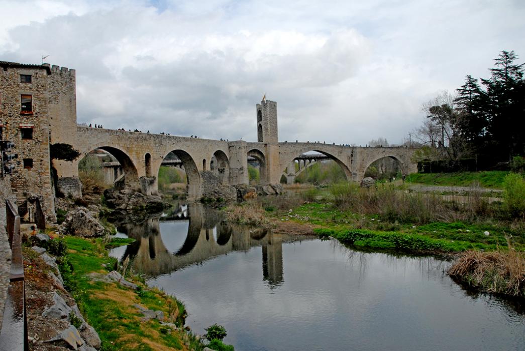 Pont vell de Besalú