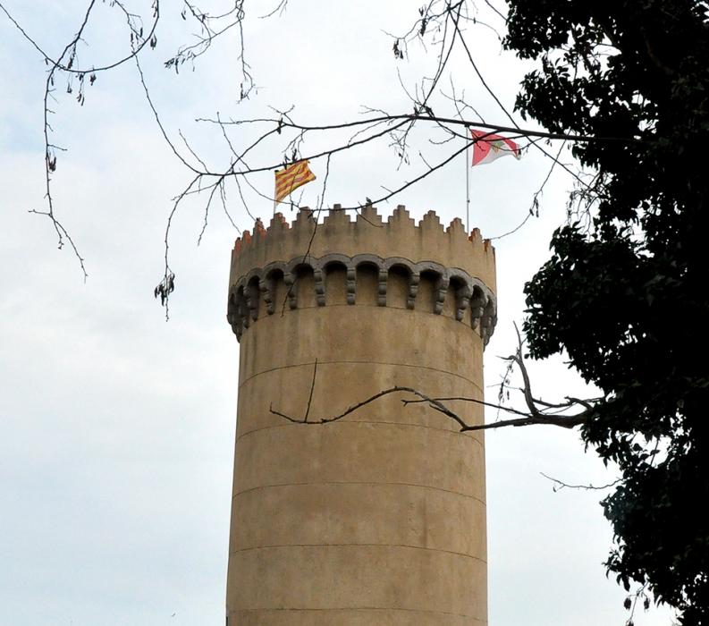 Torre de can Valls o la Torrassa de Sant Vicenç de Montalt ***