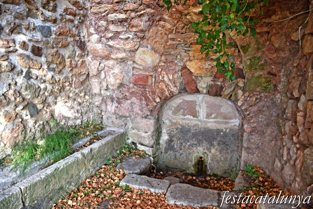 Cabra del Camp - Fontscaldetes - Font 