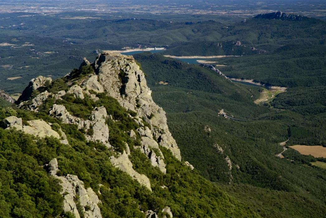 Ruta de castell a castell: camí de Maçanet de Cabrenys a Reiners