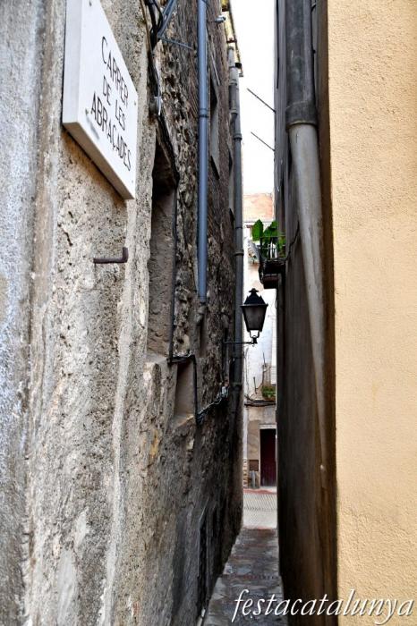 Vimbodí i Poblet - Nucli Històric - Carrer de les Abraççades