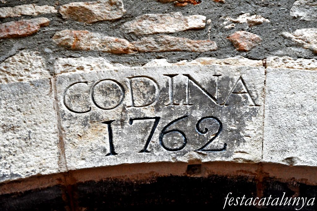 Vimbodí i Poblet - Nucli Històric - Carrer Major 